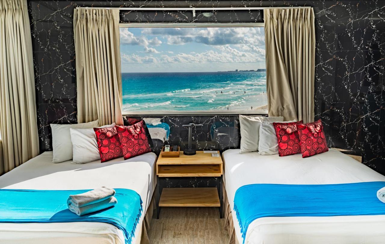 Paradise Beachfront & Nightlife Heart Cancun Exterior photo