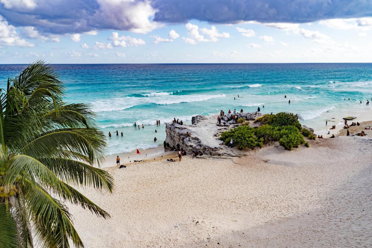 Paradise Beachfront & Nightlife Heart Cancun Exterior photo
