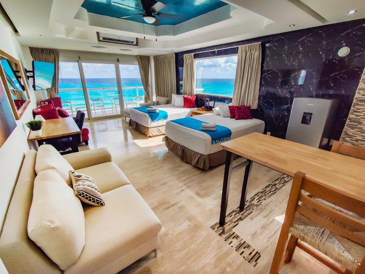 Paradise Beachfront & Nightlife Heart Cancun Exterior photo