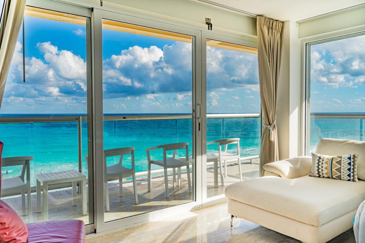 Paradise Beachfront & Nightlife Heart Cancun Exterior photo