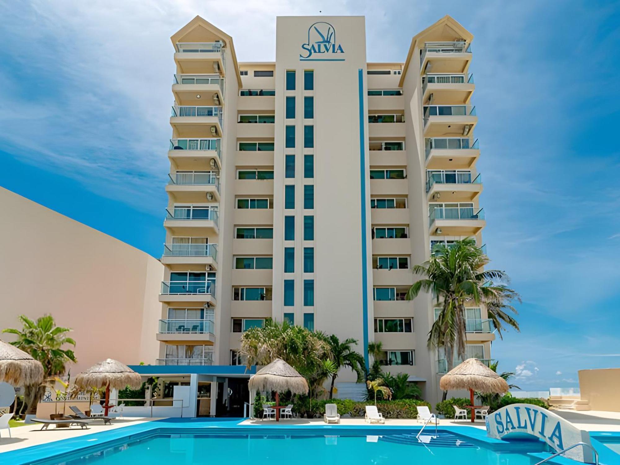 Paradise Beachfront & Nightlife Heart Cancun Exterior photo